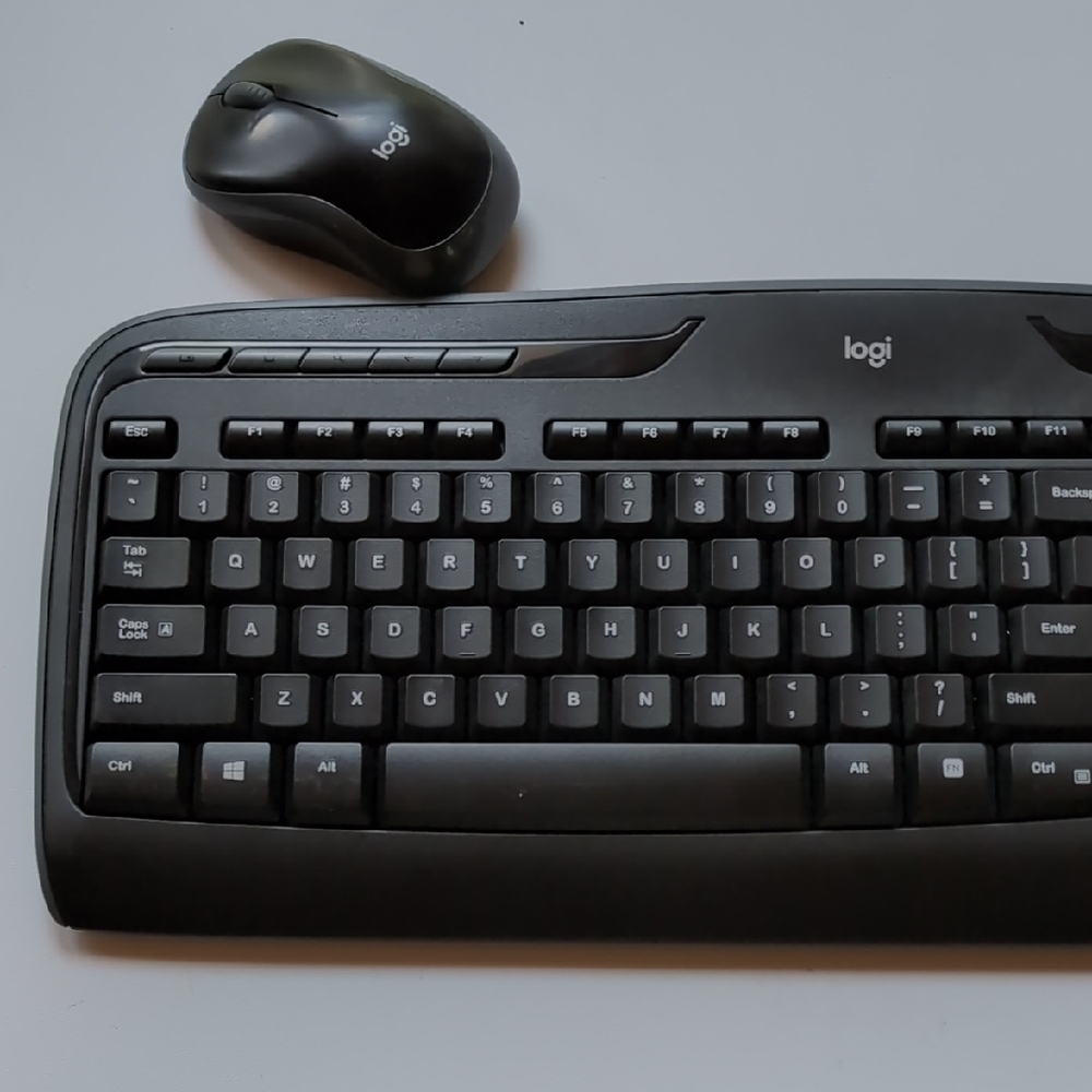 Logitech Wireless Keyboard And Mouse